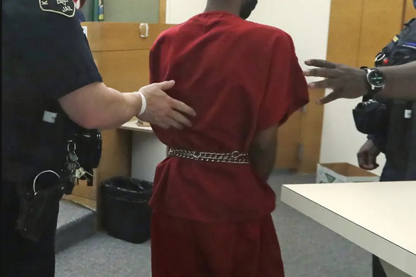 دور دنیا در قاب تصاویر؛ تلاش نافرجام برای پیدا کردن جسد یک هنرپیشه