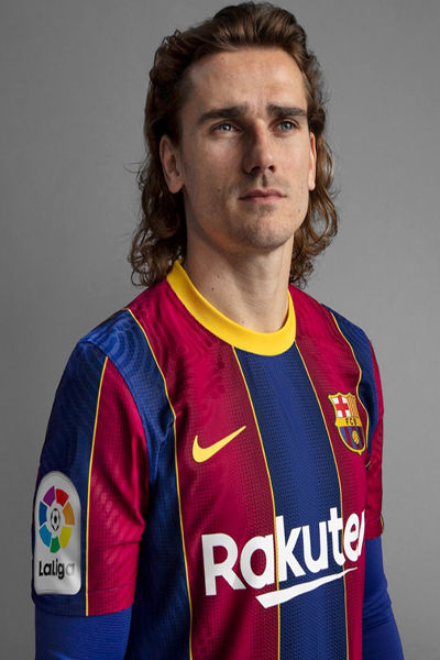 رونمایی رسمی از پیراهن اول فصل آینده بارسلونا (تصاویر) رونمایی رسمی از پیراهن اول فصل آینده بارسلونا (تصاویر)