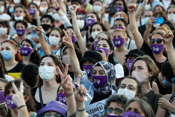 دور دنیا در قاب تصاویر؛ شورش علیه خشونت خانگی دور دنیا در قاب تصاویر؛ شورش علیه خشونت خانگی