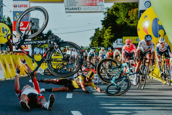 دور دنیا در قاب تصاویر؛ هجوم نیوزلندی ها به فروشگاه ها دور دنیا در قاب تصاویر؛ هجوم نیوزلندی ها به فروشگاه ها