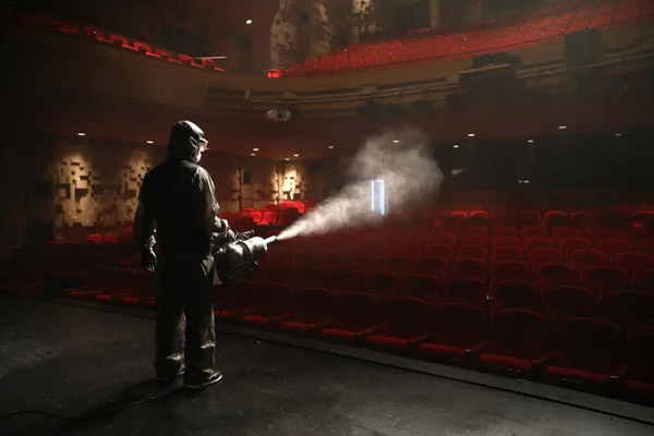 دور دنیا در قاب تصاویر؛ چشم انتظاری غم انگیز مادر 110 ساله برای دختر 78 ساله دور دنیا در قاب تصاویر؛ چشم انتظاری غم انگیز مادر 110 ساله برای دختر 78 ساله