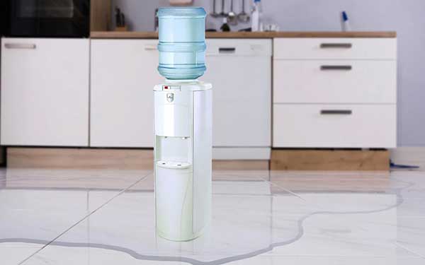 انواع آبسردکن و تعمیر و رفع مشکلات رایج در آبسردکن ها