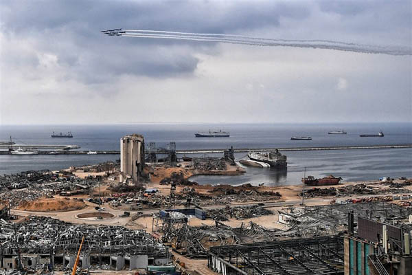 دور دنیا در قاب تصاویر؛ عکسی تکان دهنده از قربانیان کرونایی