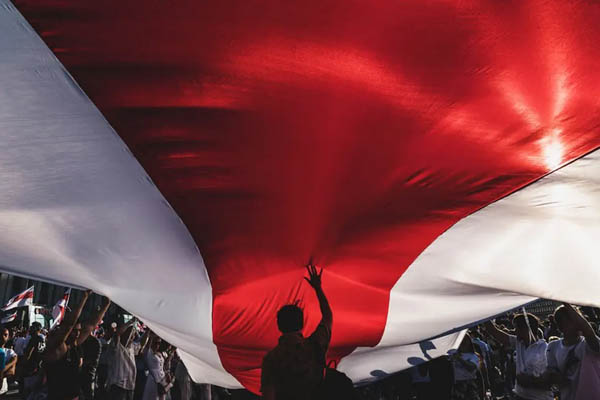 دور دنیا در قاب تصاویر؛ دعوای یک ساعته خرس ها دور دنیا در قاب تصاویر؛ دعوای یک ساعته خرس ها