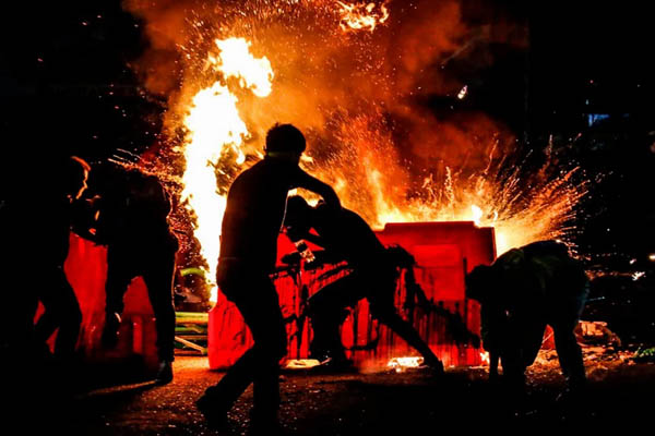 دور دنیا در قاب تصاویر؛ برف در تابستان