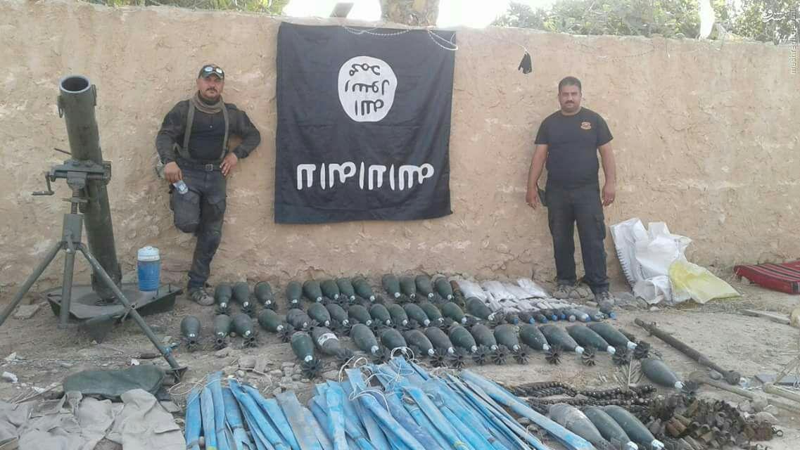 کشف مقادیری بمب و موشک متعلق به داعش توسط حشدشعبی عراق(+عکس) کشف مقادیری بمب و موشک متعلق به داعش توسط حشدشعبی عراق(+عکس)