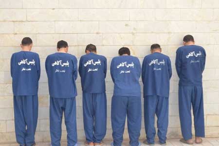 دستگیری ۸۴۴ قاچاقچی در ۷۲ ساعت دستگیری ۸۴۴ قاچاقچی در ۷۲ ساعت