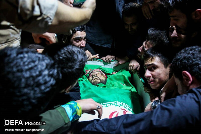 ماجرای دیدار شهید «محمدحسین حدادیان» با رهبر انقلاب ماجرای دیدار شهید «محمدحسین حدادیان» با رهبر انقلاب