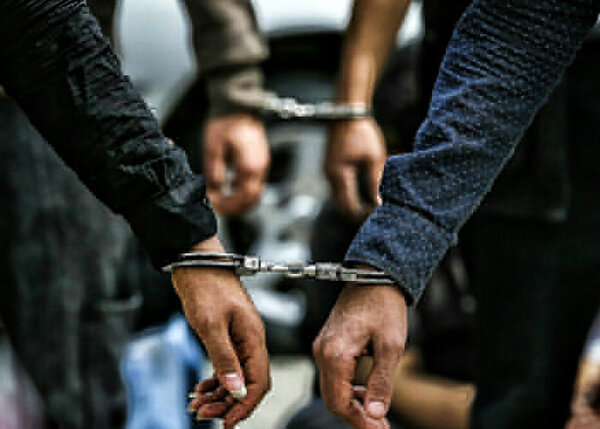دستگیری ۹نفر در ارتباط با جنایت اخیر در پاریس دستگیری ۹نفر در ارتباط با جنایت اخیر در پاریس