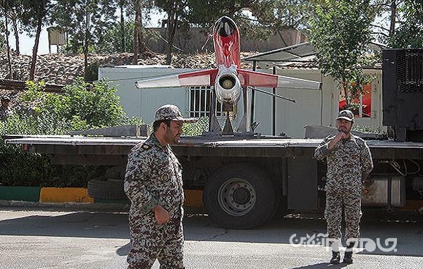 چه پرندههایی در آشیانه عقابهای بدون سرنشین حضور داشتند/ پهپاد پدافندی ایران با ۴ موشک و موتور جت +عکس چه پرندههایی در آشیانه عقابهای بدون سرنشین حضور داشتند/ پهپاد پدافندی ایران با ۴ موشک و موتور جت +عکس