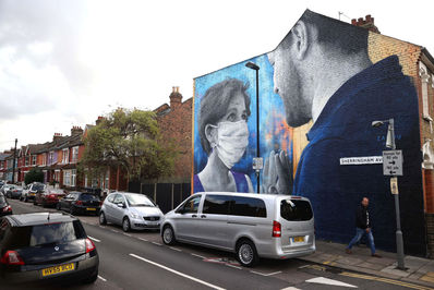 گرافیتی های جدید کرونایی در سراسر جهان گرافیتی های جدید کرونایی در سراسر جهان