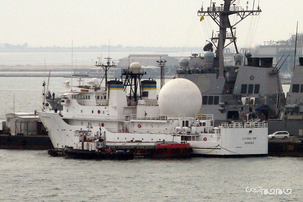 تلاش جاسوس شناور آمریکا برای کسب اطلاعات از موشک «ماهواره‌بر سپاه» / ناوگروه Bataan در حوالی آبهای ایران چه می‌کند؟ +عکس
