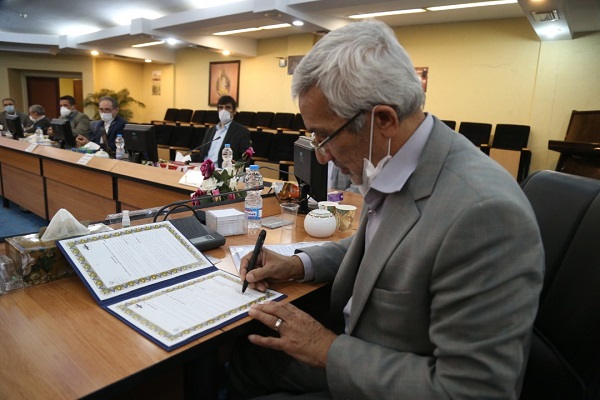 تفاهمنامه همکاری میان معاونت صدای رسانه ملی و وزارت علوم امضا شد تفاهمنامه همکاری میان معاونت صدای رسانه ملی و وزارت علوم امضا شد