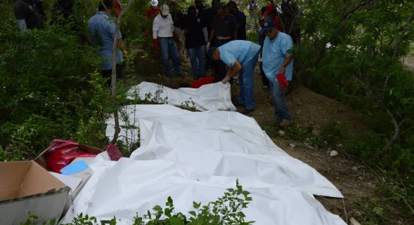 کشف ۵۹ جسد درگورکم عمق مکزیک