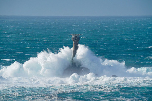 غوغای دستمال توالت در انگلیس! / نجات از زیر آوار 24 بعد از زلزله (تصاویر) غوغای دستمال توالت در انگلیس! / نجات از زیر آوار 24 بعد از زلزله (تصاویر)