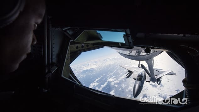 رقص میان زمین و هوا؛ مروری بر تاریخچه سوخت‌گیری هواپیماها در آسمان+عکس