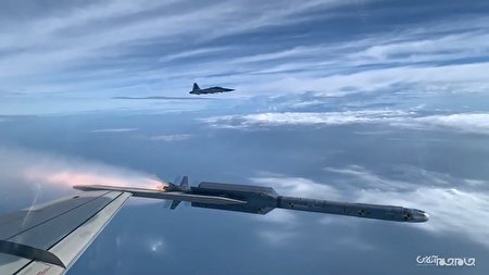 تست موشک تصویر بردار فروسرخ آلمانی از جنگنده اف5 تایلندی+عکس