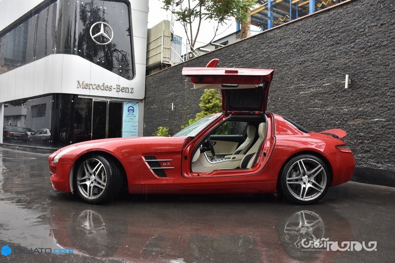 ققنوس در شهر؛ نگاهی به سرگذشت سوپرخودروهای مرسدس بنز و بررسی SLS AMG در تهران+عکس ققنوس در شهر؛ نگاهی به سرگذشت سوپرخودروهای مرسدس بنز و بررسی SLS AMG در تهران+عکس