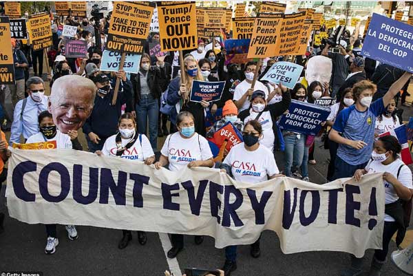 معترضان: ترامپ تو اخراجی!