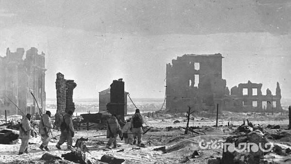 ۱۰ اشتباه بزرگ آدولف هیتلر در جنگ جهانی دوم که موجب شکست نازی ها شد+عکس ۱۰ اشتباه بزرگ آدولف هیتلر در جنگ جهانی دوم که موجب شکست نازی ها شد+عکس