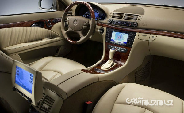 مروری بر نقش نمایشگرهای بزرگ در خودروها؛ آپشنی جذاب یا عامل حواس‌پرتی راننده؟+عکس