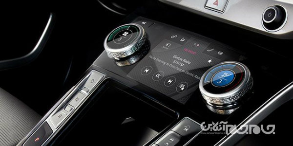 مروری بر نقش نمایشگرهای بزرگ در خودروها؛ آپشنی جذاب یا عامل حواس‌پرتی راننده؟+عکس