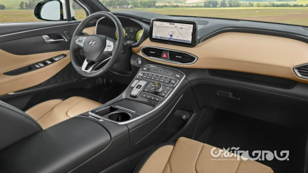 مروری بر نقش نمایشگرهای بزرگ در خودروها؛ آپشنی جذاب یا عامل حواس‌پرتی راننده؟+عکس