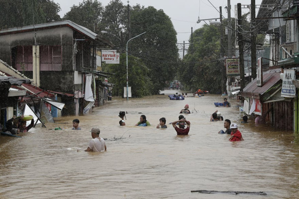 آوارگان زمین و دریا (تصاویر) آوارگان زمین و دریا (تصاویر)