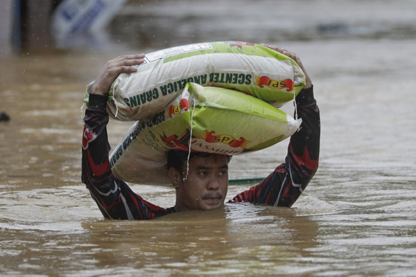 بدترین طوفان 45 سال اخیر (تصاویر)