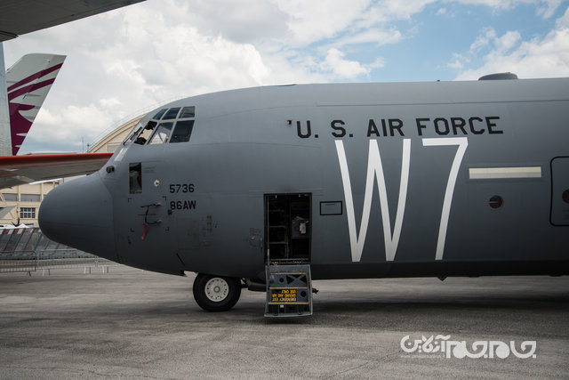 گشتی در درون هواپیمای ترابری C-130 Super Hercules و نسخه‌های مختلف آن+عکس