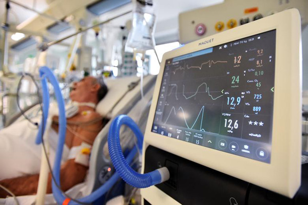 اینجا فاصله بین مرگ و زندگی است (تصاویر)