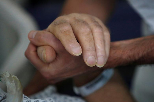 اینجا فاصله بین مرگ و زندگی است (تصاویر)