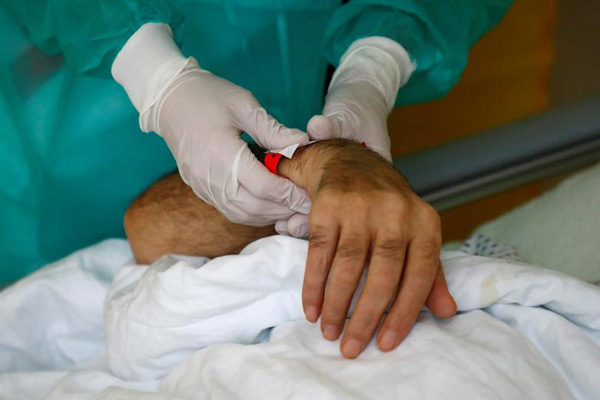 اینجا فاصله بین مرگ و زندگی است (تصاویر)