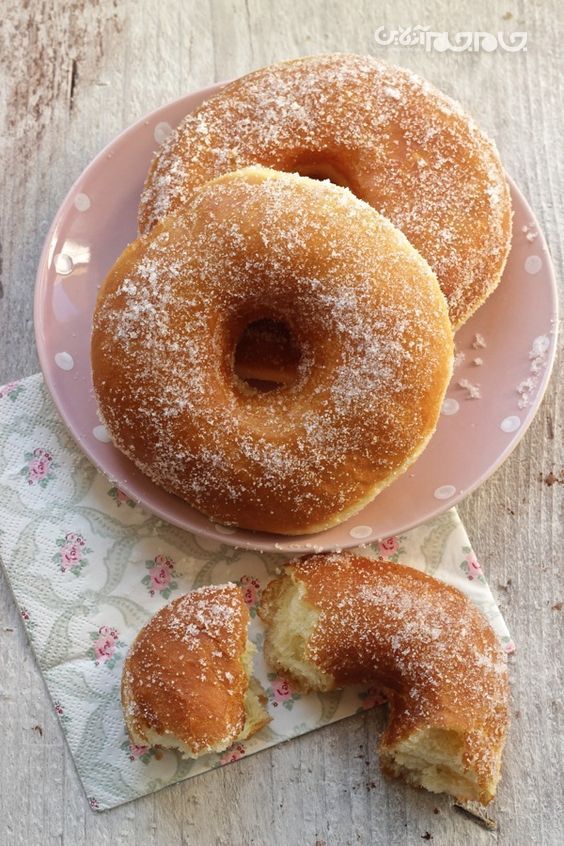 طرز تهیه پیراشکی بازاری کرم دار یا شکلاتی بدون فر در 7 گام پیراشکی