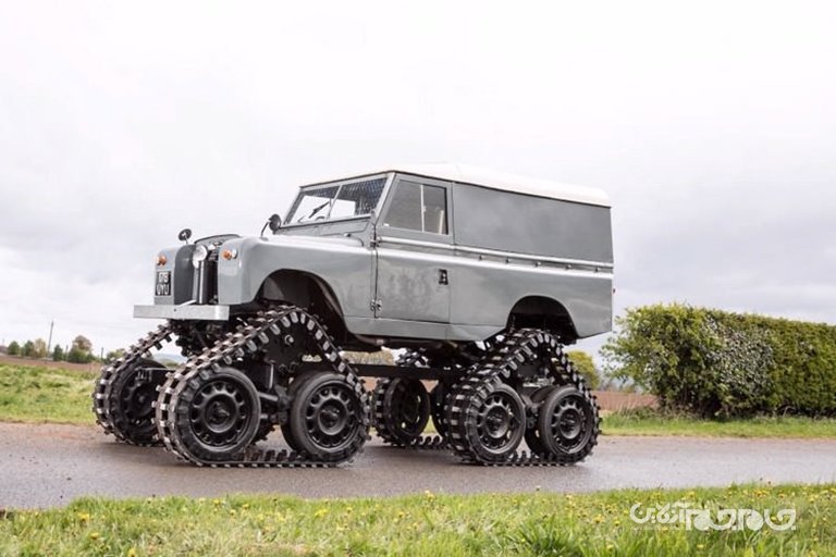 لندرور کلاسیک با چرخ‌های شنی+عکس