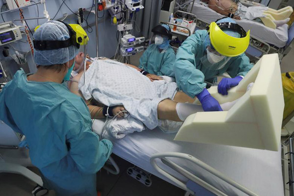 مرگ و زندگی در بخش مراقبت های ویژه بیمارستان ها (گزارش تصویری)