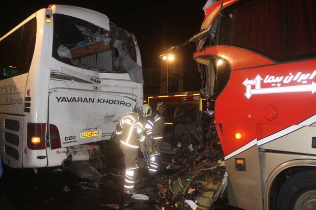 تصادف زنجیره‌ای در بلوار تندگویان،۱۷ نفر مصدوم برجای گذاشت