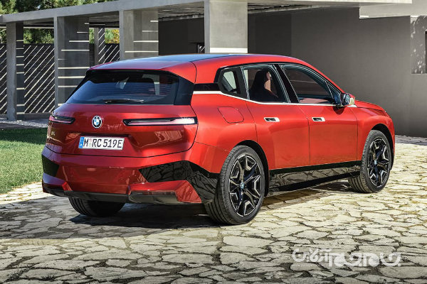 ب‌ام‌و: اگر کراس‌اوور جدید iX را زشت می‌بینید، مشکل از نگاه شماست+عکس