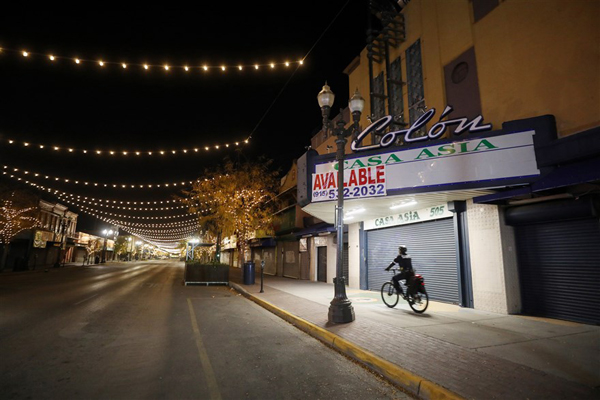 صف طولانی تست کرونا / ازدحام برای بلک فرایدی (تصاویر) صف طولانی تست کرونا / ازدحام برای بلک فرایدی (تصاویر)