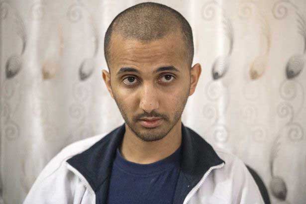 شاگرد مرگ: گردن زدن برایم سرگرمی است! (+تصاویر) شاگرد مرگ: گردن زدن برایم سرگرمی است! (+تصاویر)