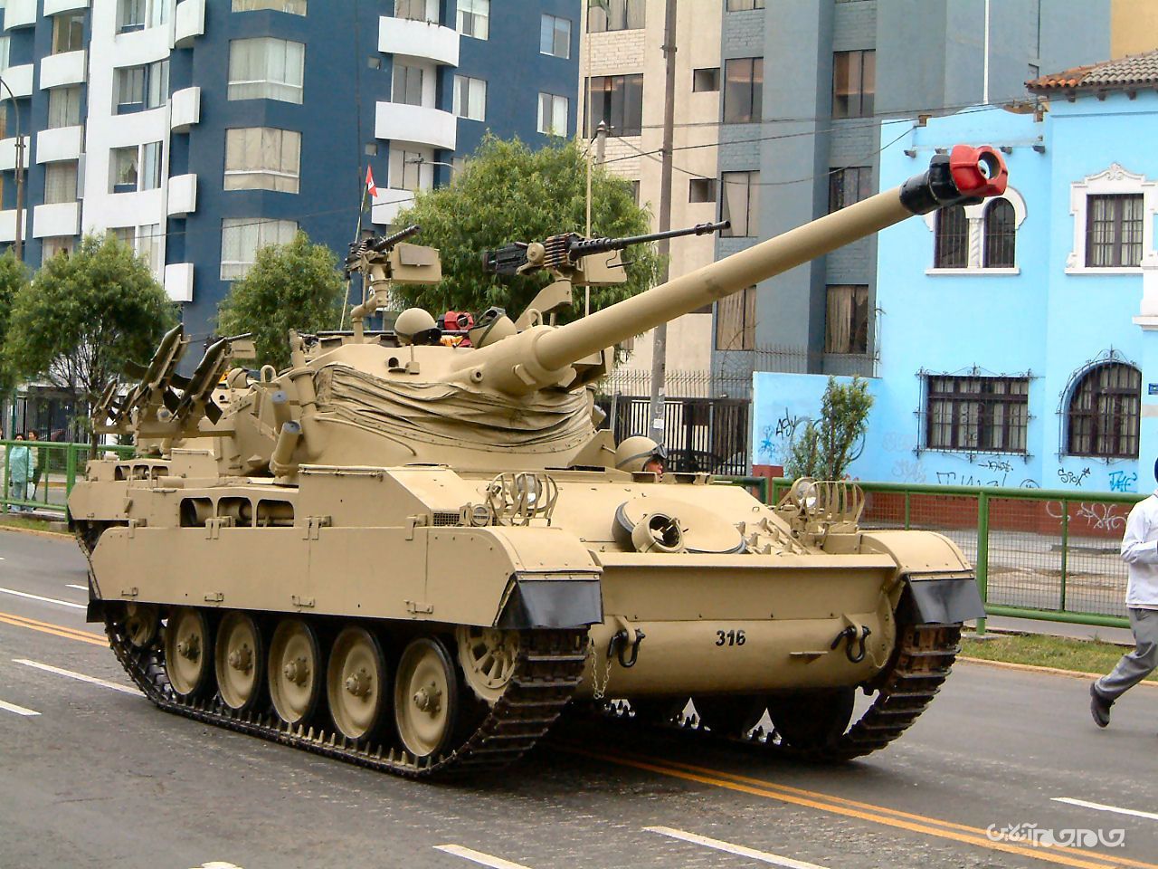 AMX-13؛ تانک محبوب فرانسوی+عکس AMX-13؛ تانک محبوب فرانسوی+عکس