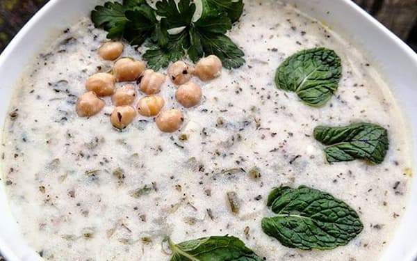 طرز تهیه آش دوغی طرز تهیه آش دوغی