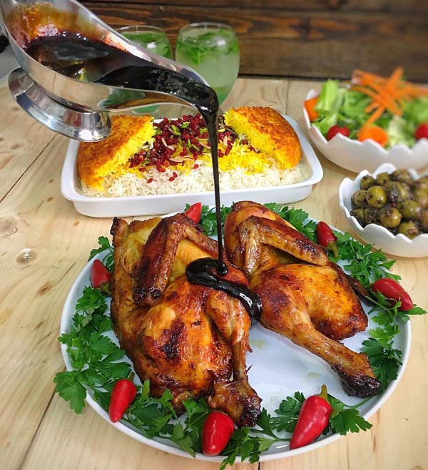 طرز تهیه اکبر جوجه خانگی