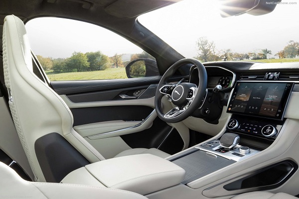 رونمایی از خودروی لوکس جگوار F-Pace SVR جدید (+عکس) رونمایی از خودروی لوکس جگوار F-Pace SVR جدید (+عکس)