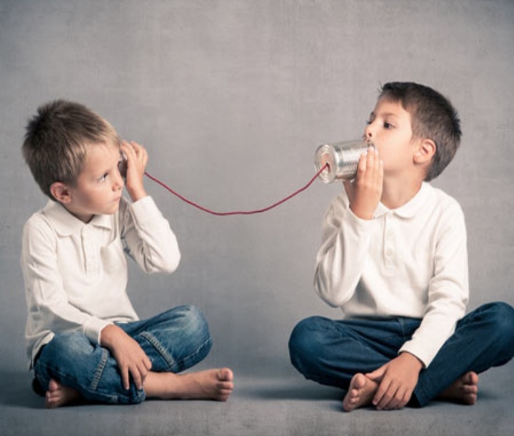 مهارت کلامی میان همسران، عامل شادی و سلامت خانواده مهارت کلامی میان همسران، عامل شادی و سلامت خانواده