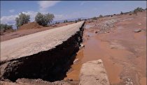 شکسته شدن چندین بند خاکی در ابرکوه حادثه آفرید