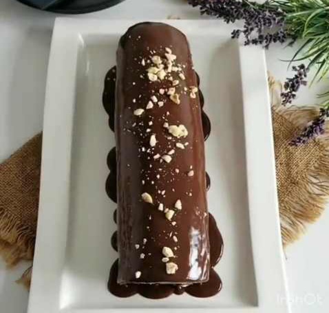 طرز تهیه رولت شکلاتی با بیسکویت طرز تهیه رولت شکلاتی با بیسکویت