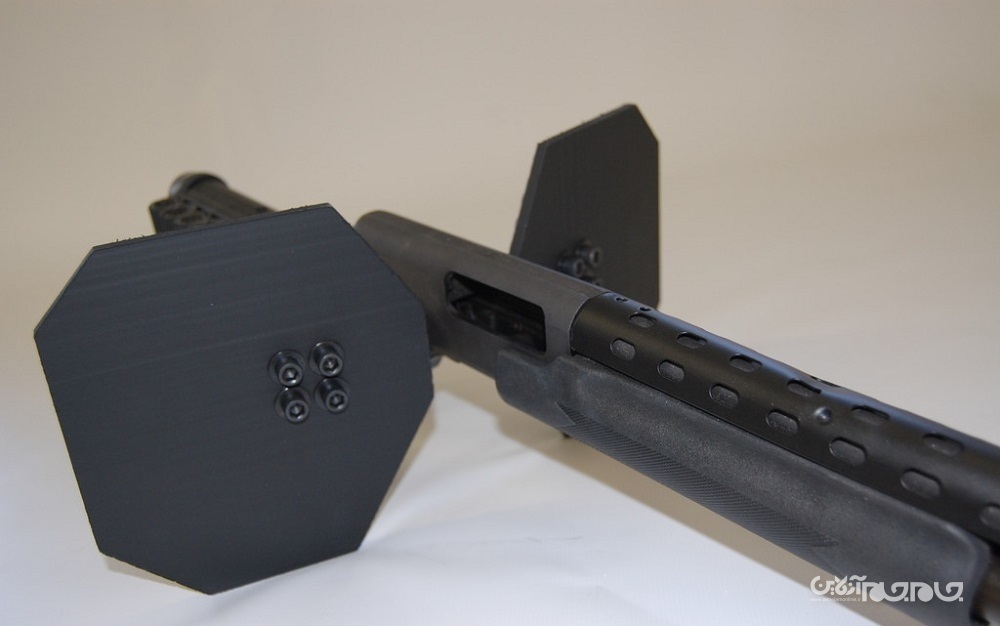 گوش فیل هایی برای نجات تیرانداز+عکس