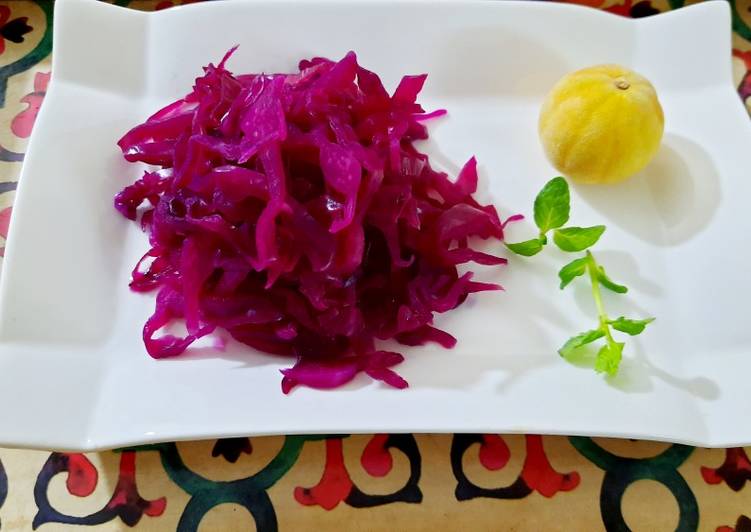 طرز تهیه ترشی کلم قرمزرستورانی