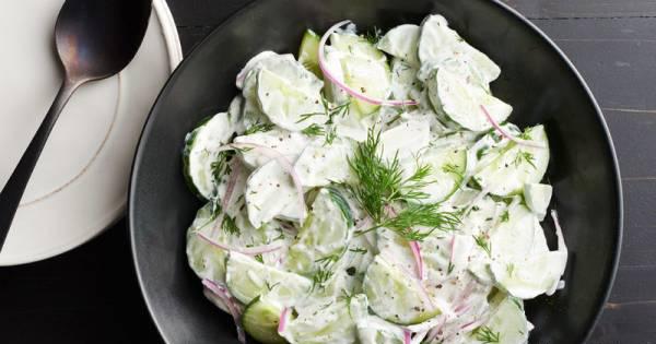 طرز تهیه سالاد خیار